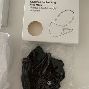 Black Lululemon Double Strap Face Mask